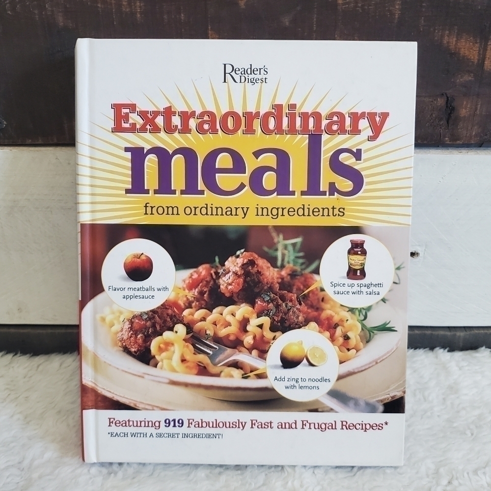 READERS Digest 919 Extraordinary Meals Hardcover Cookbook